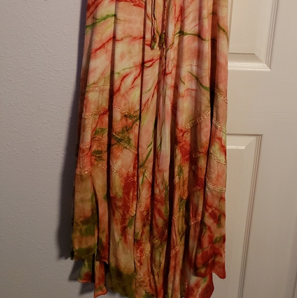 Dress - Picture 2 of 4